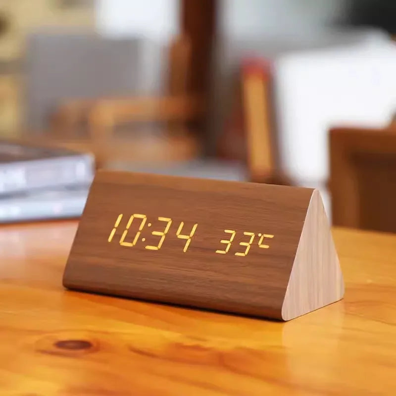 Alarm Clock - WoodWatch - LED Display - Voice Control